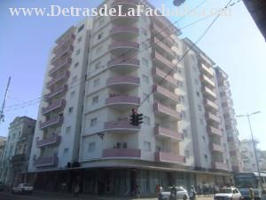 Apartment in building Super Cake
