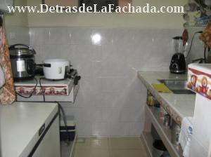 Calzada de 10 de octubre 427/San Nicolas y Calzada de Luyano apto 3. Por Toyo