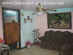 Amargura # 62 apto 7 entre San Ignacio y Mercaderes