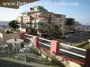 Spacious terrace with sea view