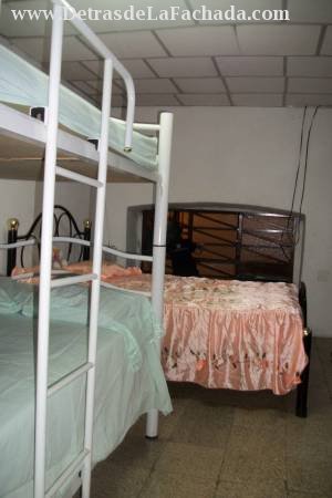 Litera y cama matrimonial