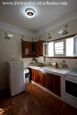 Calle 49 número 7414 entre 74 y 76