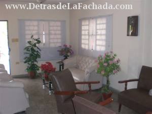 Calle 226  # 8501  entre 85 y87. Residencial  América.
