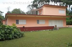 37 # 28414 e/ 284 y 310 Arroyo Arena, La Lisa