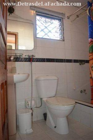 Calle 37 #4428 e/ 44 y 46