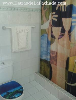 Avenida Capitán Urbino #54 %José A. Cardet y 3ra. Frente al Ateneo Deportivo.