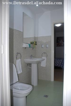 5ta. ave. No. 9408 e/ 94 y 96