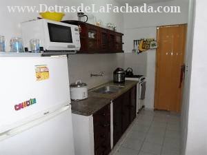 AMARILYS Y SALVADOR. 30.00 Apto. independ. de 2 Habitaciones vedado