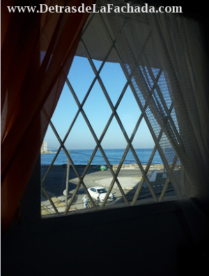 Calle 1era No. 637 (Edificio Vista al Mar), apto. 21, 2do piso, e/ 10 y 12