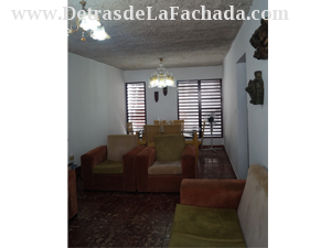 Galiano 467, Apto.10, e/San José y Barcelona