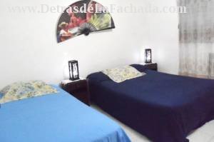 AMARILYS Y SALVADOR. 30.00 Apto. independ. de 2 Habitaciones vedado