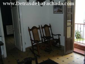 Calzada #57 entre 11 y 13, apt 21