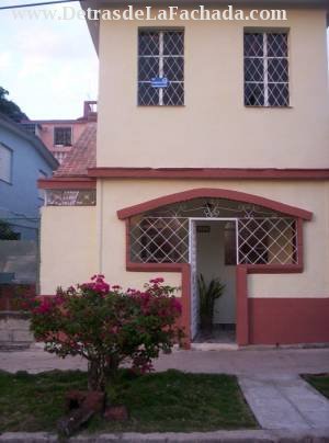 Calle 56 # 2505 e/ 25 y 27