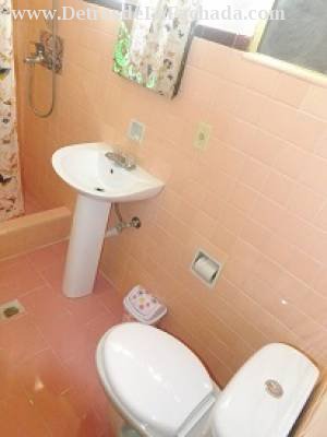 Aramburu, No. 16, e/ Jovellar y Vapor. Centro Habana. La Habana. Cuba.