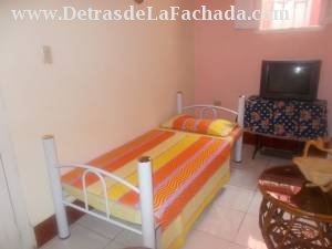 CALLE ESPADA  ENTRE SAN LAZARO Y JOVELLAR