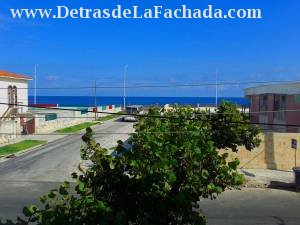 Calle 10 No. 1 e/ 3ra y 1ra. Vedado