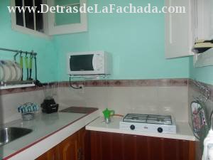 Calle Aguila entre Neptuno y San Miguel