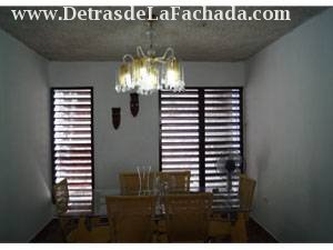 Galiano 467, Apto.10, e/San José y Barcelona