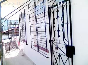 ENTRANCE TO THE APARTMENT