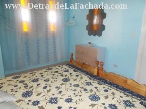 Calle Aguila entre Neptuno y San Miguel