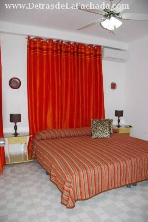 Calle13 # 4208 apto 2 e/ 42 y 44