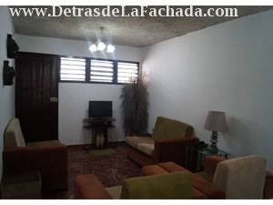 Galiano 467, Apto.10, e/San José y Barcelona