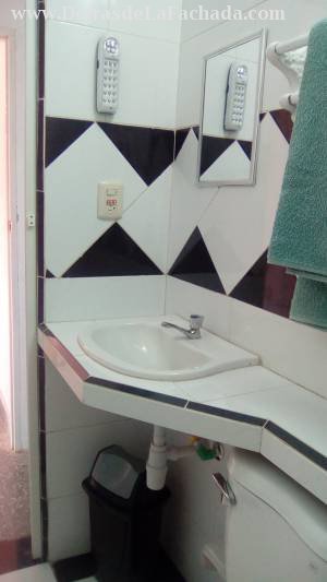 Salvador Cisneros interior edificio 1 apto 10