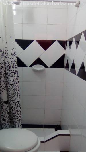 Salvador Cisneros interior edificio 1 apto 10