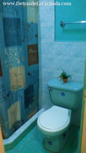 Avenida de Cespedes #651 apartamento 2 % L y M reparto Sueno. codigo postal 90900