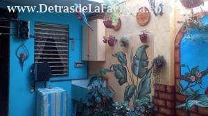 Avenida de Cespedes #651 apartamento 2 % L y M reparto Sueno. codigo postal 90900