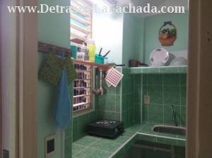 Avenida de Cespedes #651 apartamento 2 % L y M reparto Sueno. codigo postal 90900