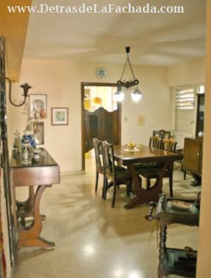 Calle 1era 252 e/Paseo y A