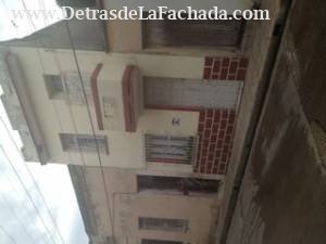 De la parte de abajo a los dormitorios escalera