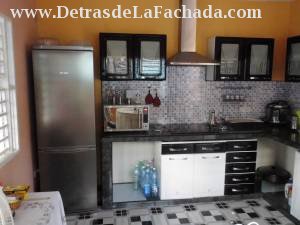 Calle: Candelario Agüero 206, entre Onelio Hernández y Arnaldo Ramírez