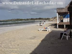 Calle: Candelario Agüero 206, entre Onelio Hernández y Arnaldo Ramírez