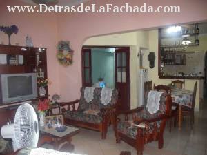 Ave50  No 4506 entre 45 y 47