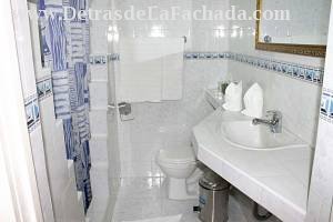 Avenida 60  # 3701 entre Paseo El Prado y calle 39.