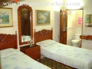 Ave: 52  entre 43 y 45  # 4310