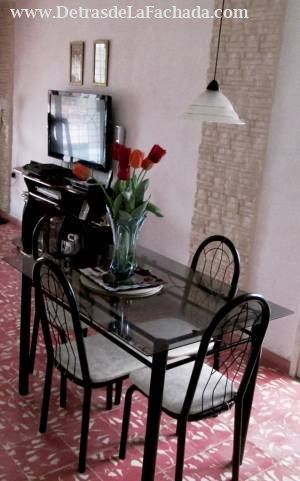 Avenida Amado Esteves n.67-A /calle 8 y calle A r/ Roberto Reyes