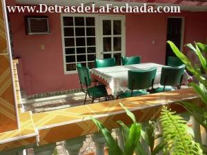 Calle 1ro de abril #55