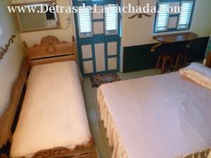 Flor Crombet #143 entre Ciro Frías y Frank País