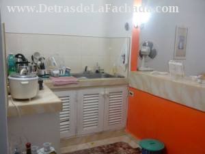 Calle 9na, No. 7A, Entre Calle 10ma y Avenida de Los Libertadores, Reparto: Peralta