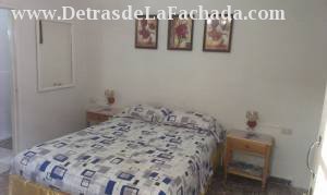 Calle 9na, No. 7A, Entre Calle 10ma y Avenida de Los Libertadores, Reparto: Peralta