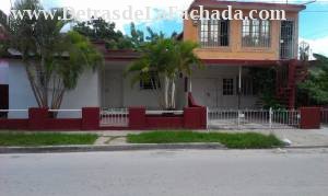 Calle 9na, No. 7A, Entre Calle 10ma y Avenida de Los Libertadores, Reparto: Peralta