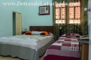 Calle Luz Caballero 38 e/ Narciso López y Cervantes