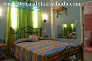 Goss nº 9 e/ Ave. Lacret y Luis Estevez.