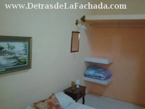 Calle 25 ·958 bajos entre Paseo y 2