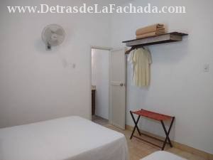 Calle 24 #406 entre 23 y 25. Vedado. La Habana