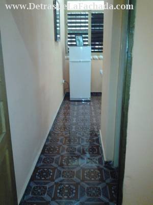 Calle 25 ·958 bajos entre Paseo y 2