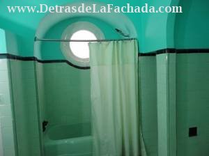 Baño Habitación en Rojo